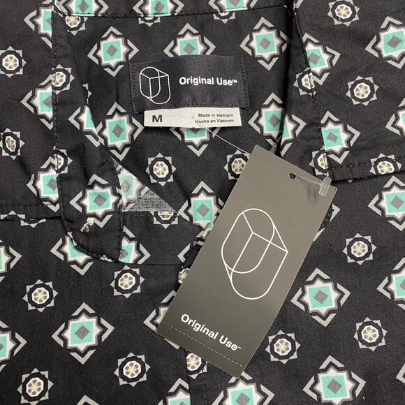 Original Use Button Down, Casual Geometric Short Sleeve Top - Picture 4 of 7